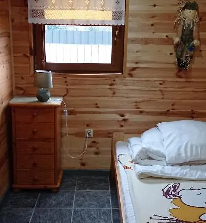 Teo Pietrowe I Parterowe ロッジ