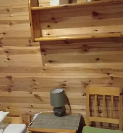 Teo Pietrowe I Parterowe ロッジ レバル