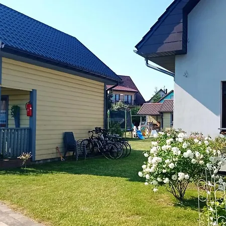 Teo Pietrowe I Parterowe Деревянный коттедж