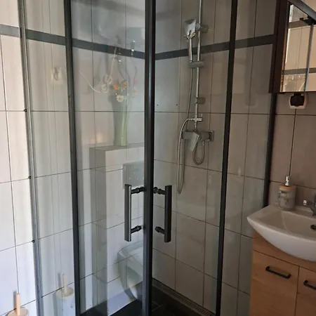 Teo Pietrowe I Parterowe רבאל