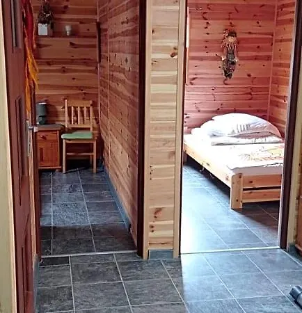 Rewal Domki Teo -Caloroczne Lodge *