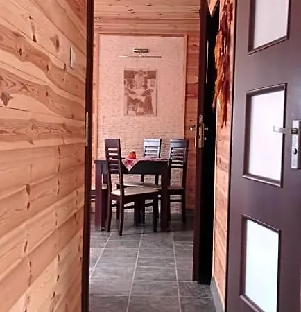 Rewal Domki Teo -Caloroczne Lodge Rewal