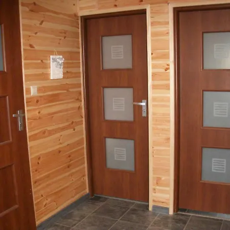 Teo Pietrowe I Parterowe Деревянный коттедж *