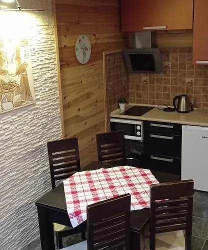 Lodge Teo Pietrowe I Parterowe Rewal