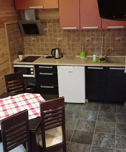 Gerendaház Teo Pietrowe I Parterowe *