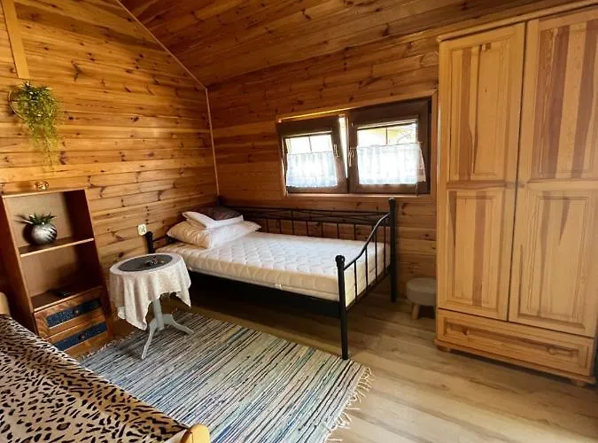 Teo Pietrowe I Parterowe Gerendaház *